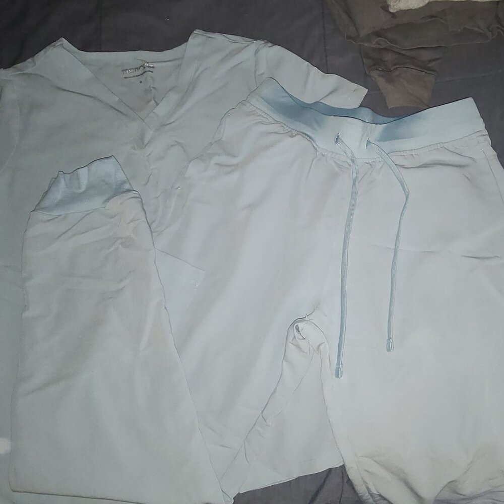 Mandala scrubs powder blue